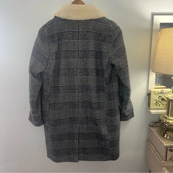 Levi's Amaya Wool Blend Fur Trimmed Collar Meteorite Plaid Pea Coat Size Small - Picture 14 of 16